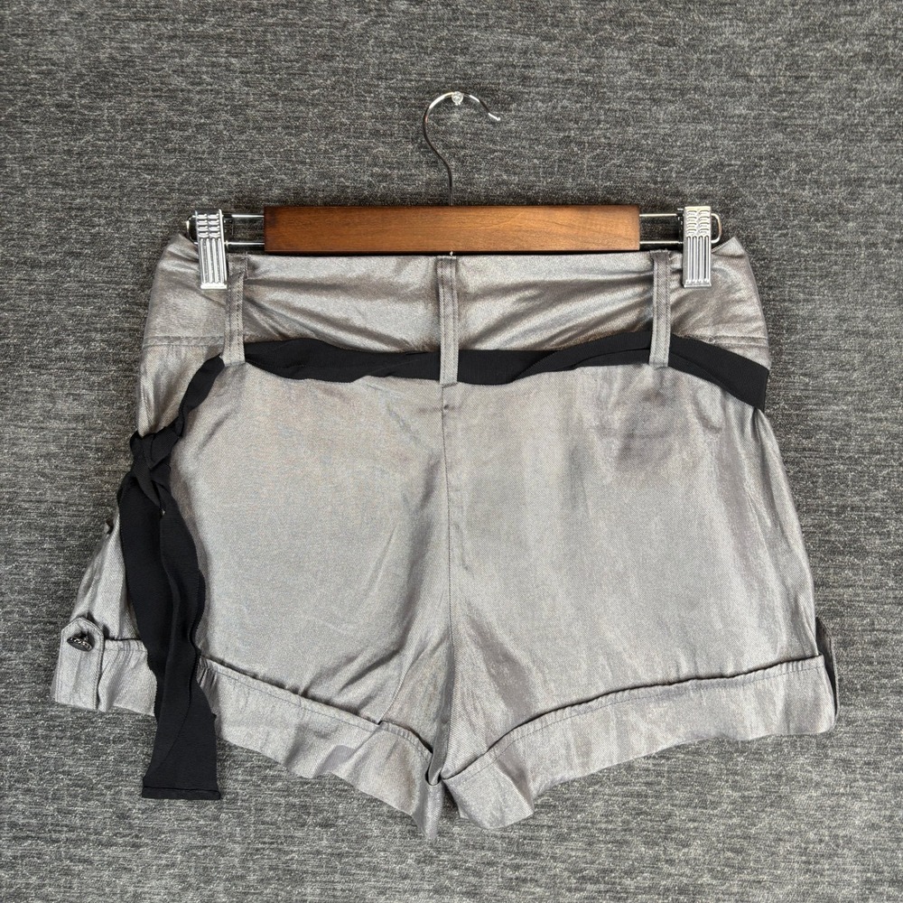 Daytrip Metallic Silver Dress Shorts Women Size 1 Pleated Cuffed Ribbon Belt - Picture 2 of 7